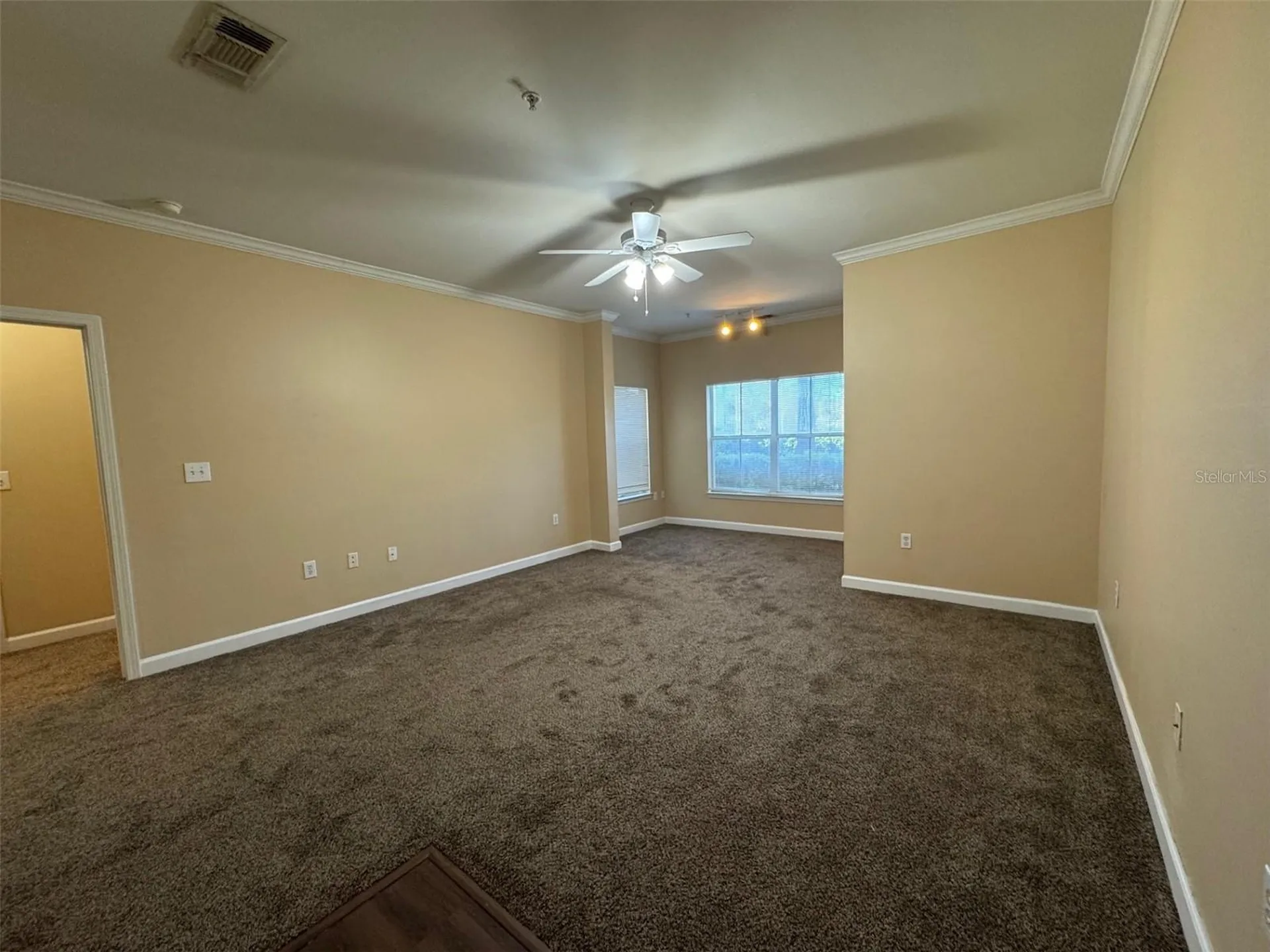 18575 Bridle Club Drive Tampa FL 33647