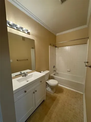 18575 Bridle Club Drive Tampa FL 33647