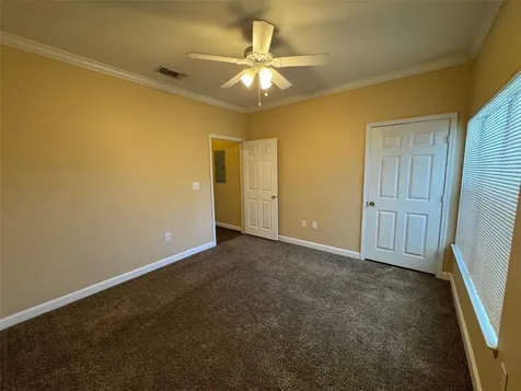 18575 Bridle Club Drive Tampa FL 33647