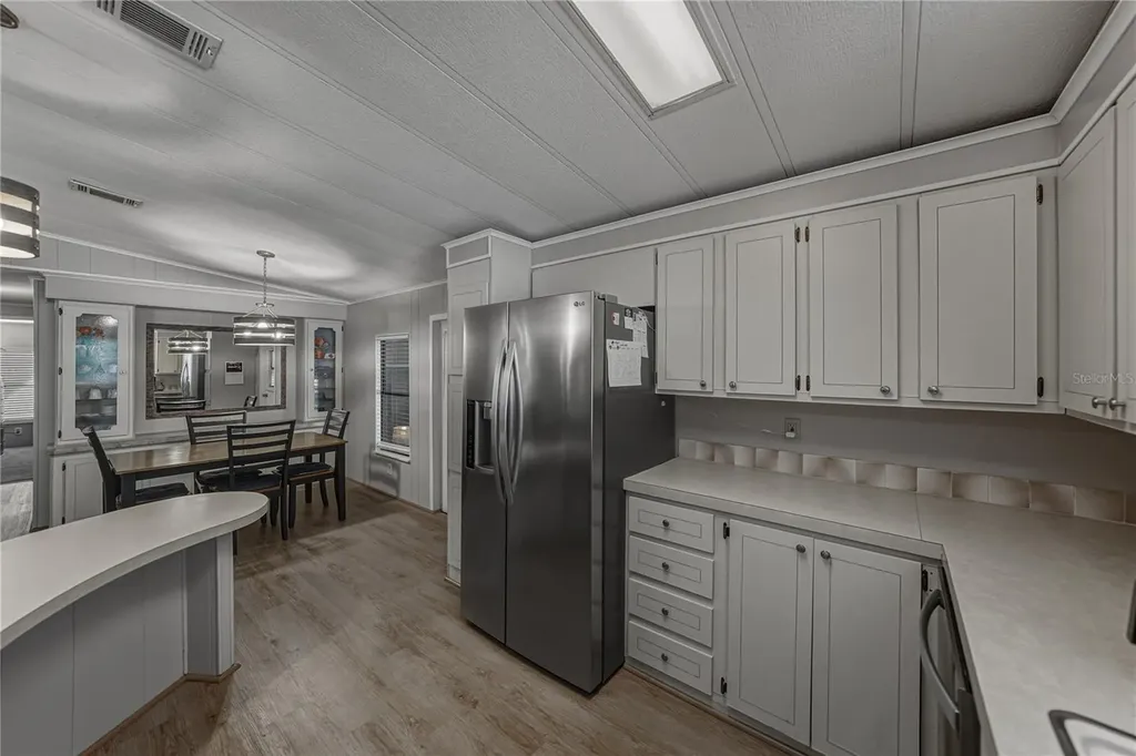 35122 Mcculloughs Leap Zephyrhills FL 33541