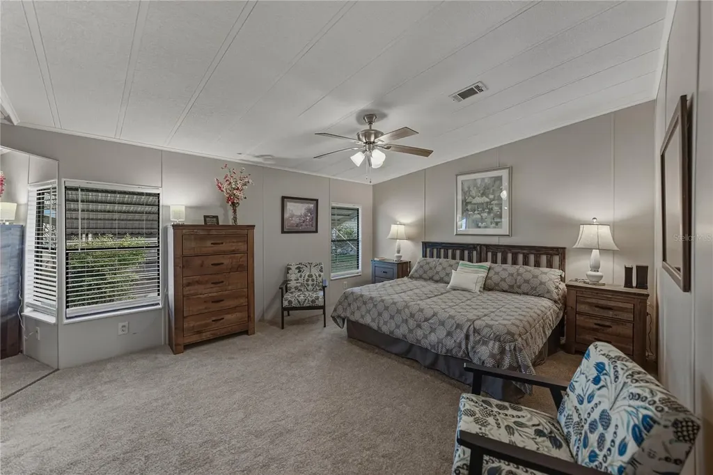 35122 Mcculloughs Leap Zephyrhills FL 33541