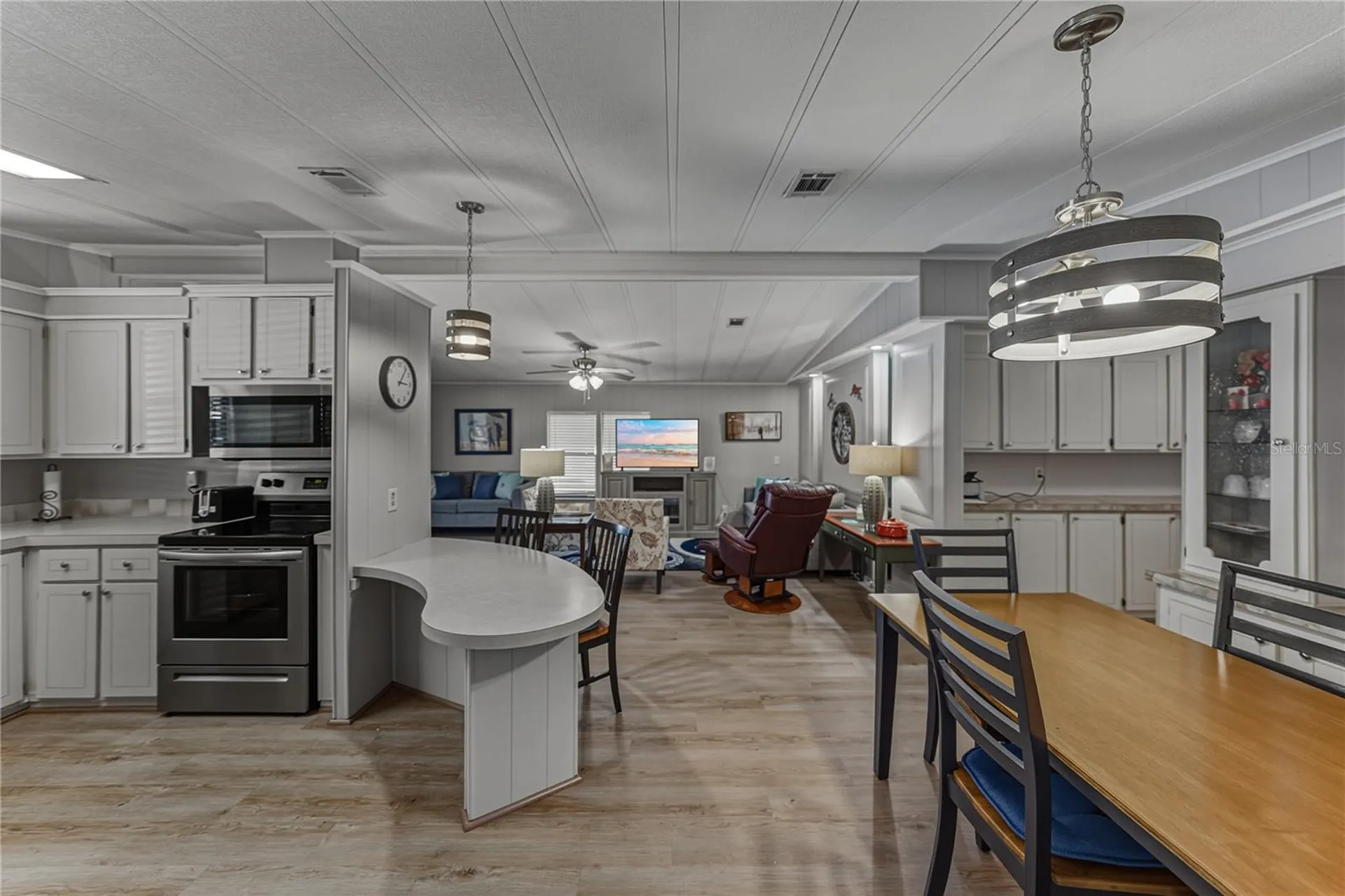35122 Mcculloughs Leap Zephyrhills FL 33541