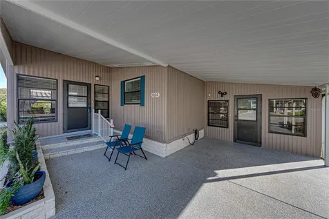 35122 Mcculloughs Leap Zephyrhills FL 33541