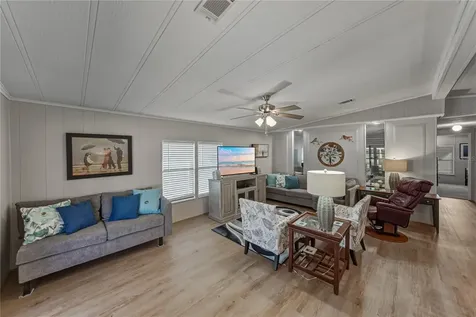 35122 Mcculloughs Leap Zephyrhills FL 33541