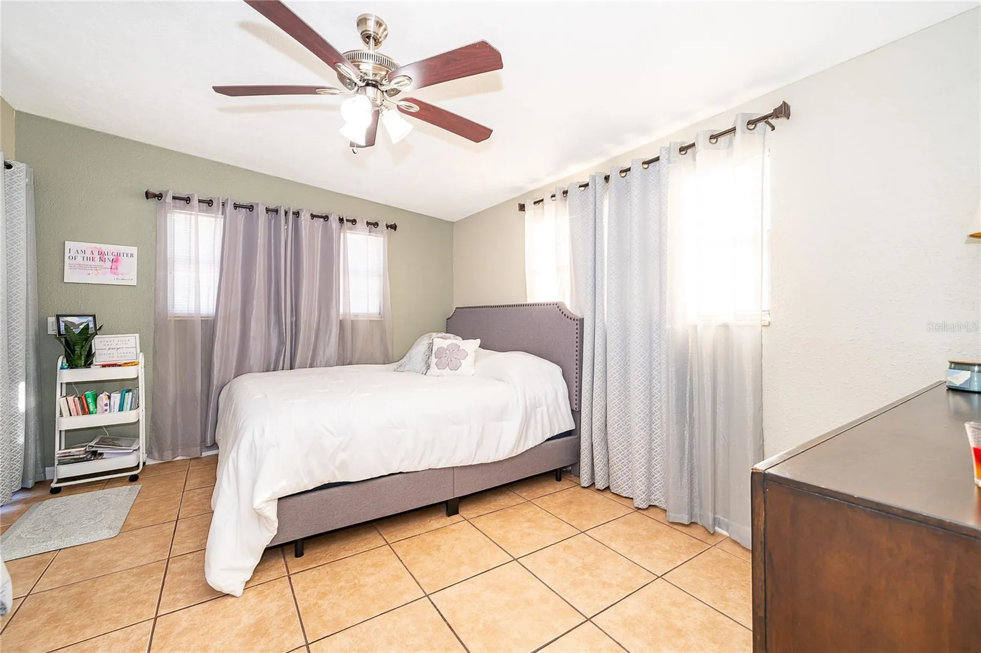 944 Halstead Street Deltona FL 32725