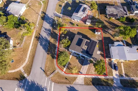944 Halstead Street Deltona FL 32725