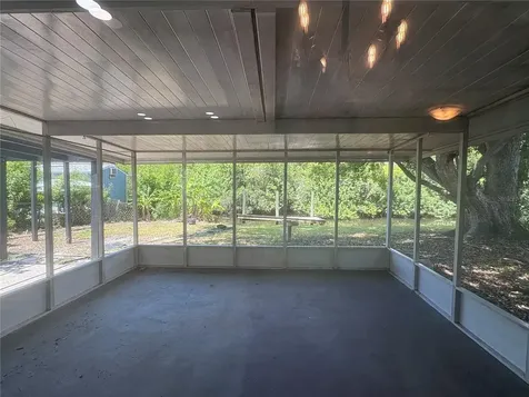 8609 Driftwood Drive Tampa FL 33615