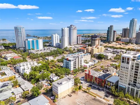 475 2nd Street N St Petersburg FL 33701