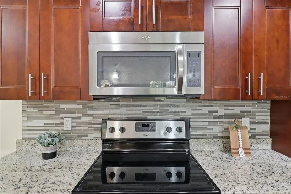 5041 Royal Palms Way New Port Richey FL 34652