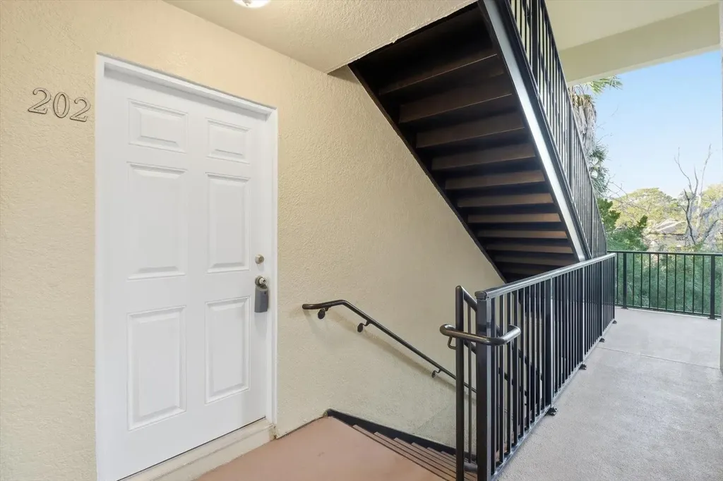 5041 Royal Palms Way New Port Richey FL 34652