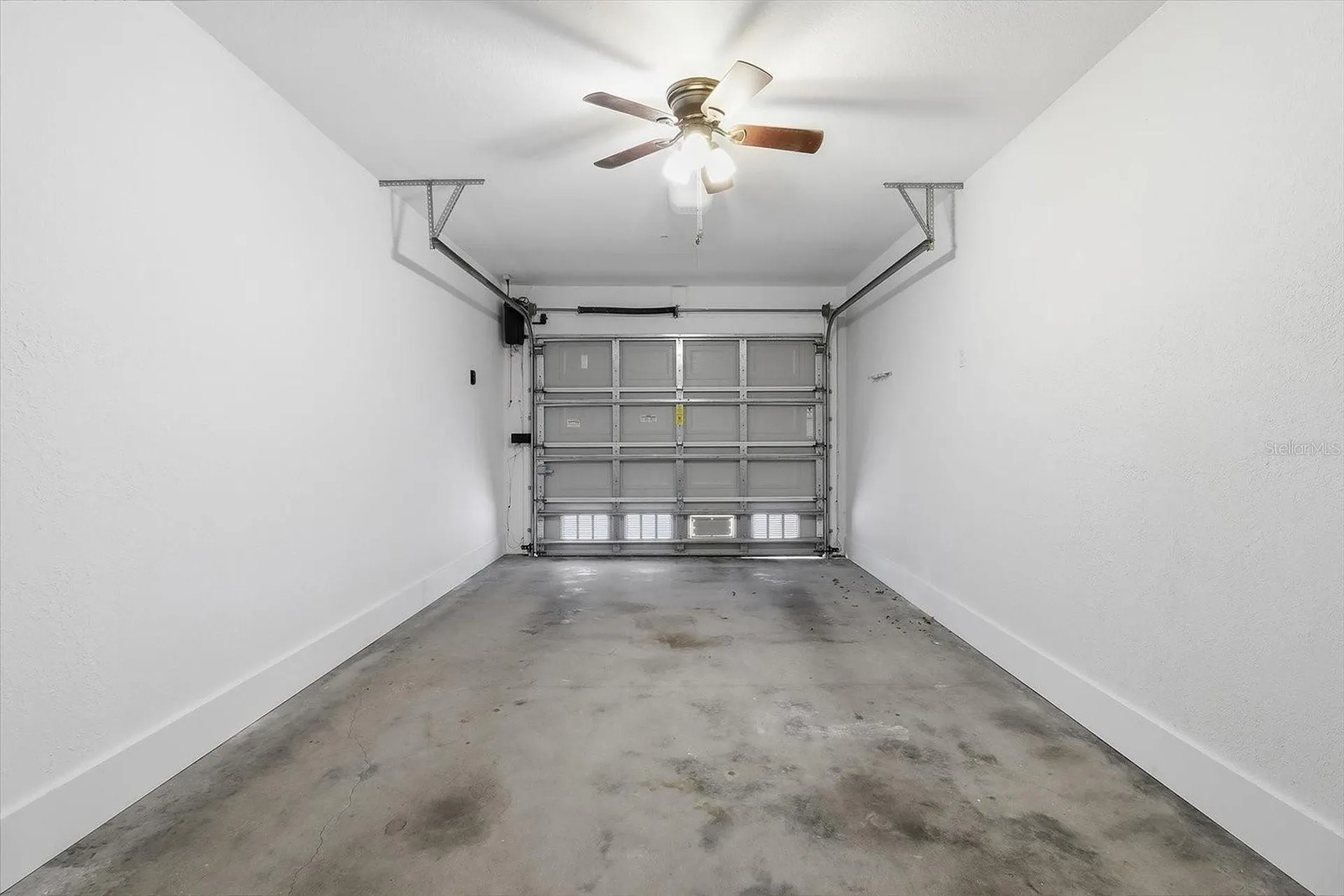 5041 Royal Palms Way New Port Richey FL 34652