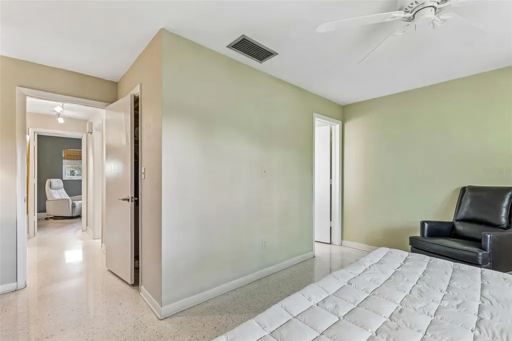 1399 Embassy Drive Clearwater FL 33764