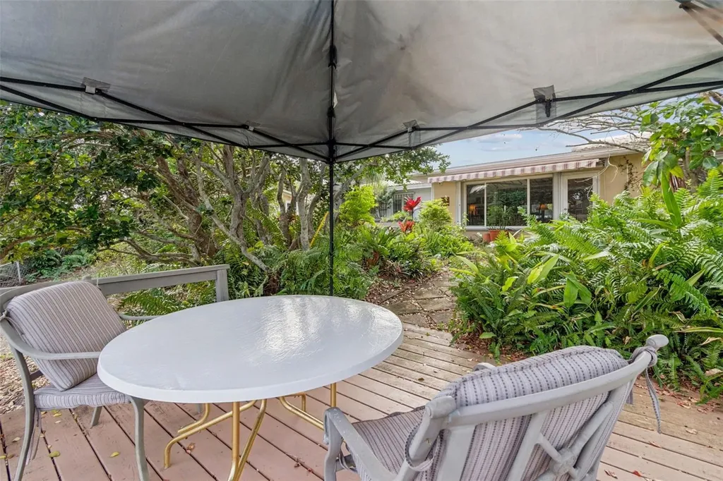 1399 Embassy Drive Clearwater FL 33764