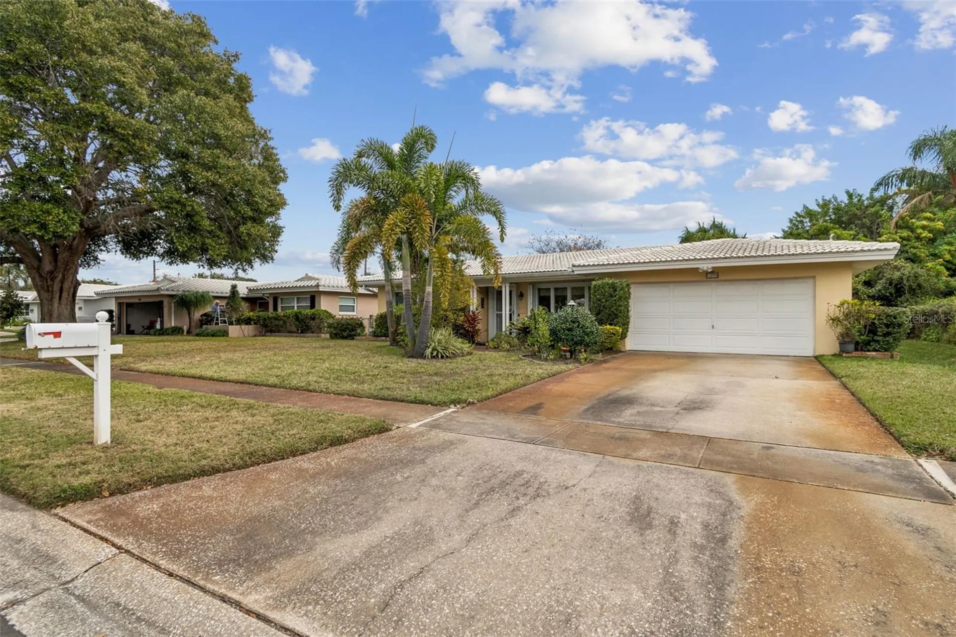 1399 Embassy Drive Clearwater FL 33764