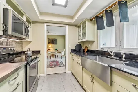 1399 Embassy Drive Clearwater FL 33764