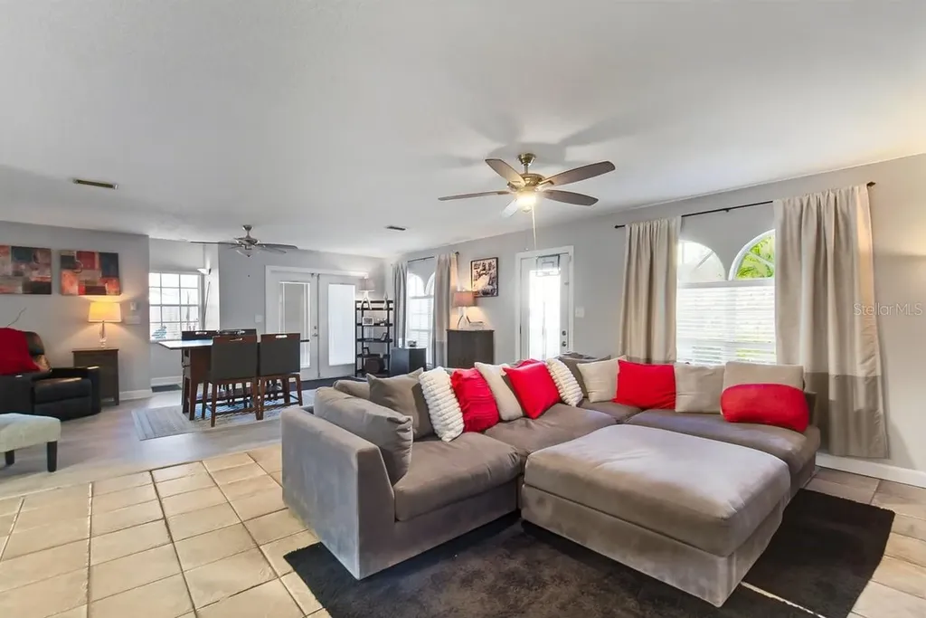 2801 W San Isidro Street Tampa FL 33629