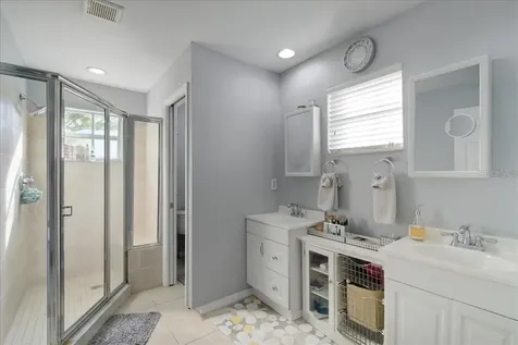 2801 W San Isidro Street Tampa FL 33629