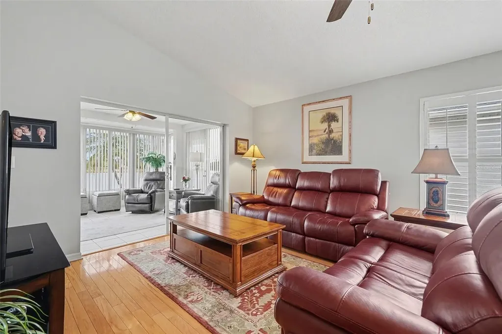 10926 Collar Drive San Antonio FL 33576