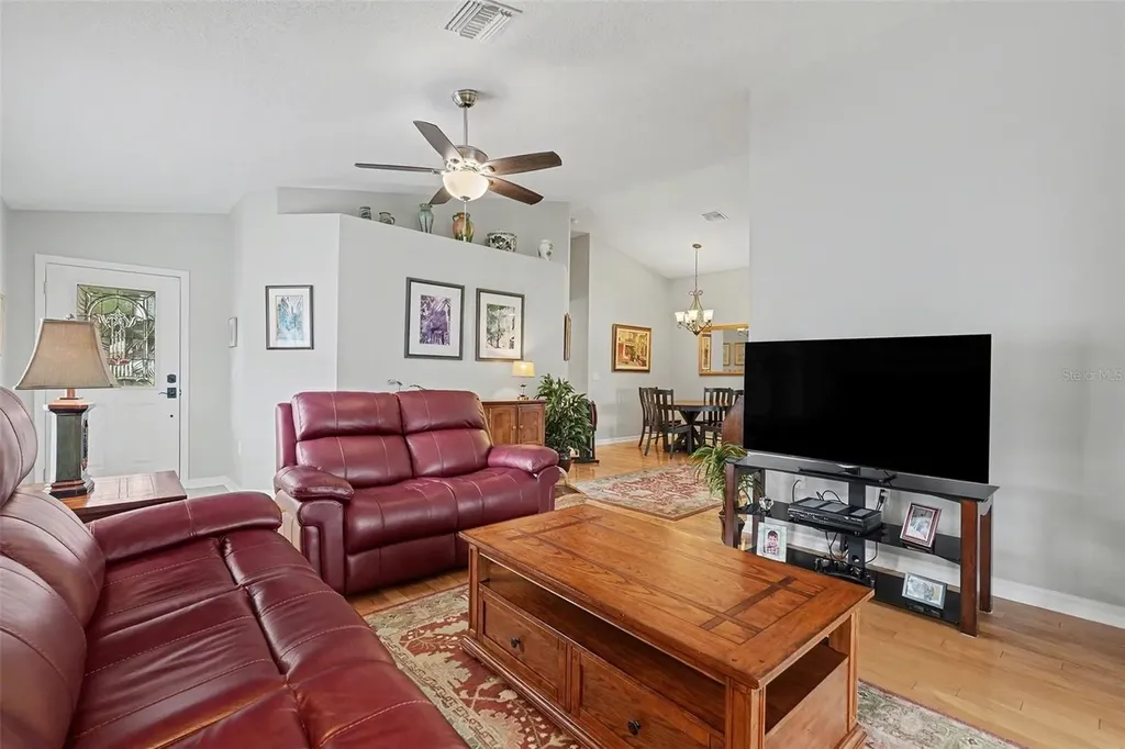 10926 Collar Drive San Antonio FL 33576