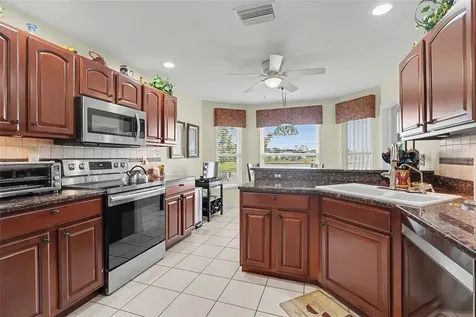 10926 Collar Drive San Antonio FL 33576