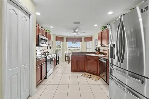 10926 Collar Drive San Antonio FL 33576