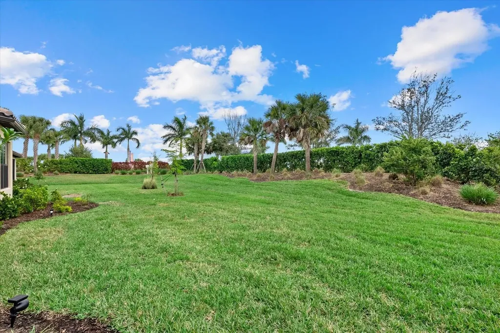 10128 Morning Mist Lane Sarasota FL 34241
