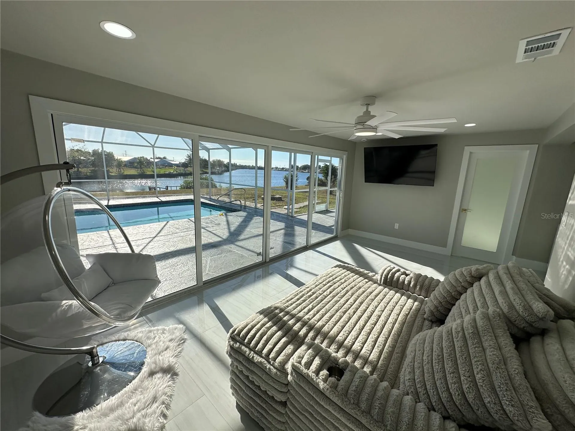 717 Crestview Circle NW Port Charlotte FL 33948