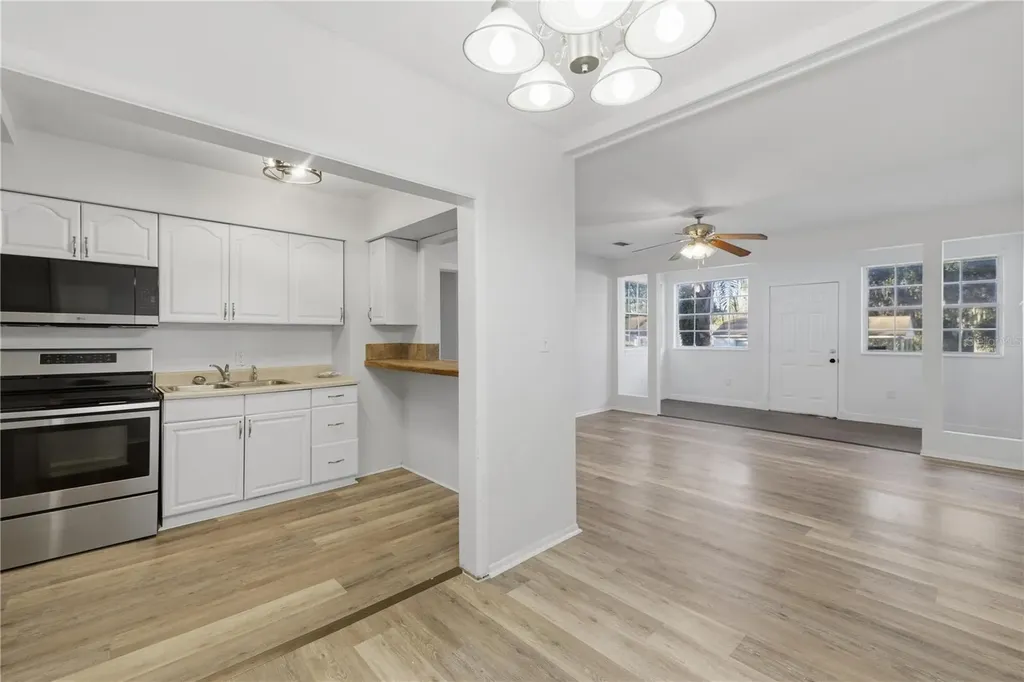 604 Ross Street Leesburg FL 34748