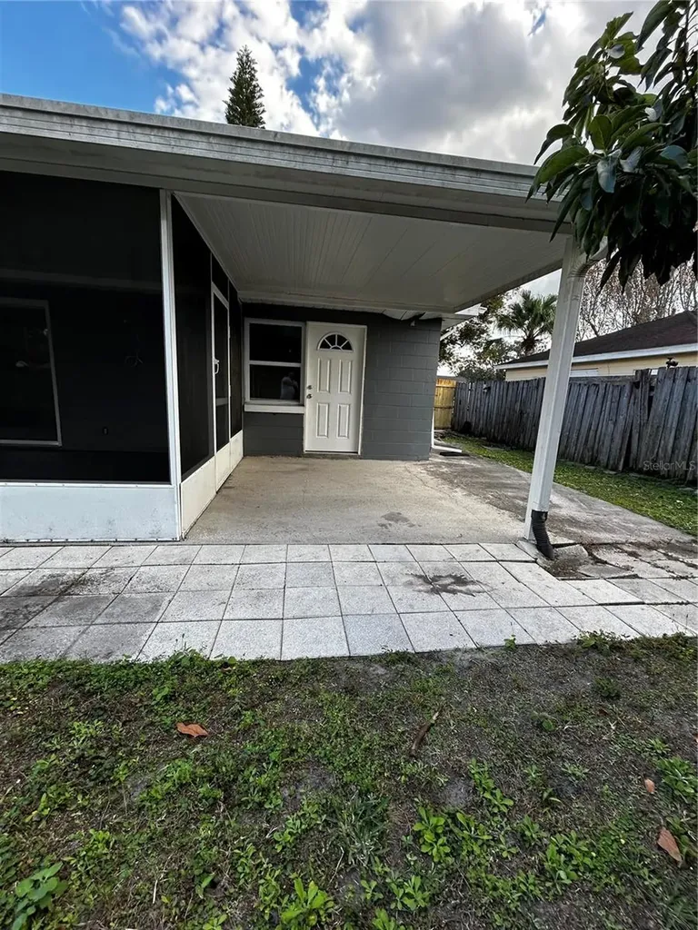 12104 Florida Woods Lane Orlando FL 32824