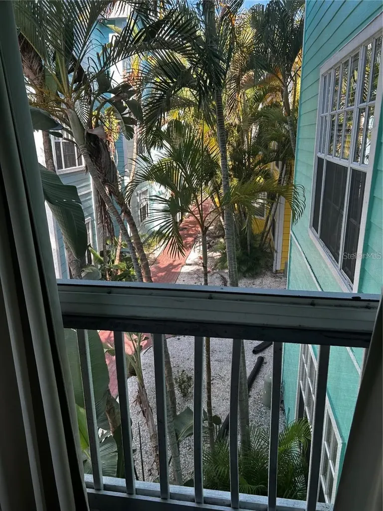 3002 W Cleveland Street Tampa FL 33609