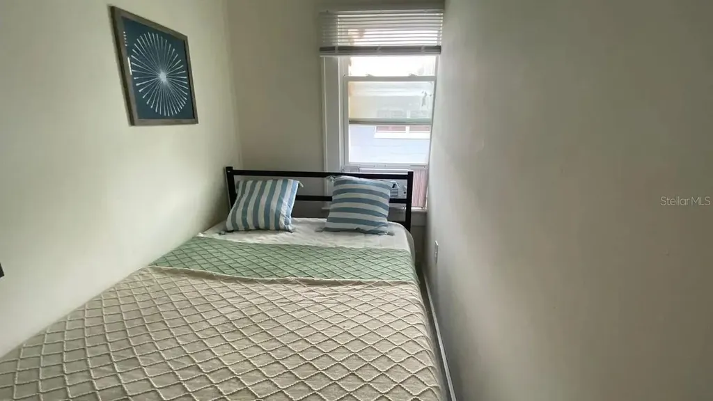 4427 Raleight Street Orlando FL 32811