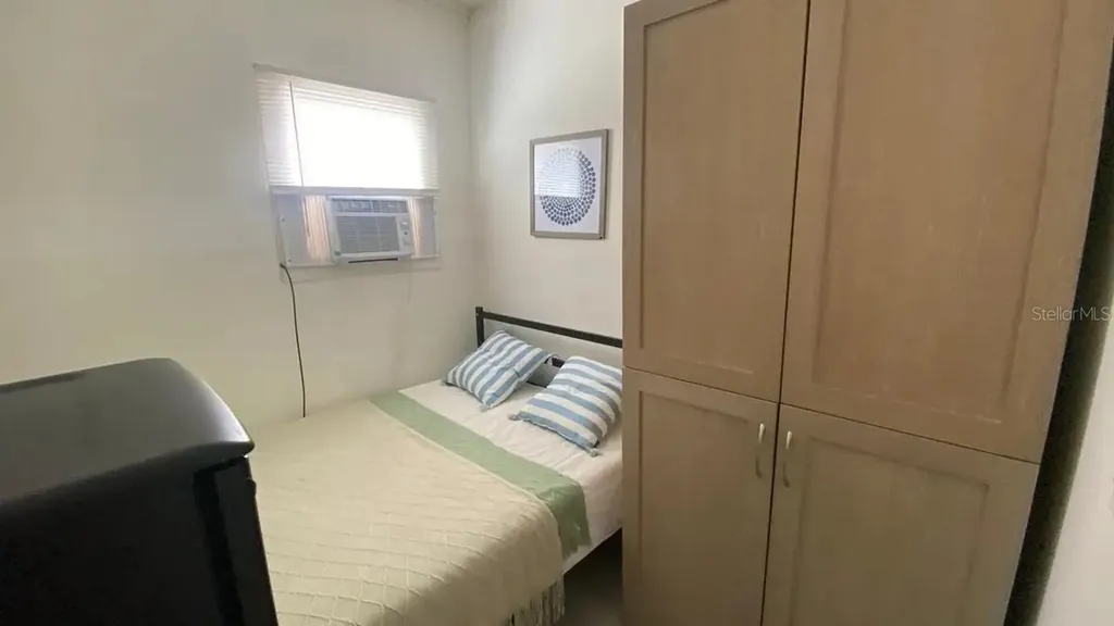 4427 Raleight Street Orlando FL 32811