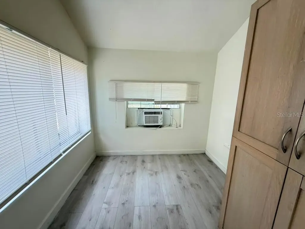 4427 Raleight Street Orlando FL 32811