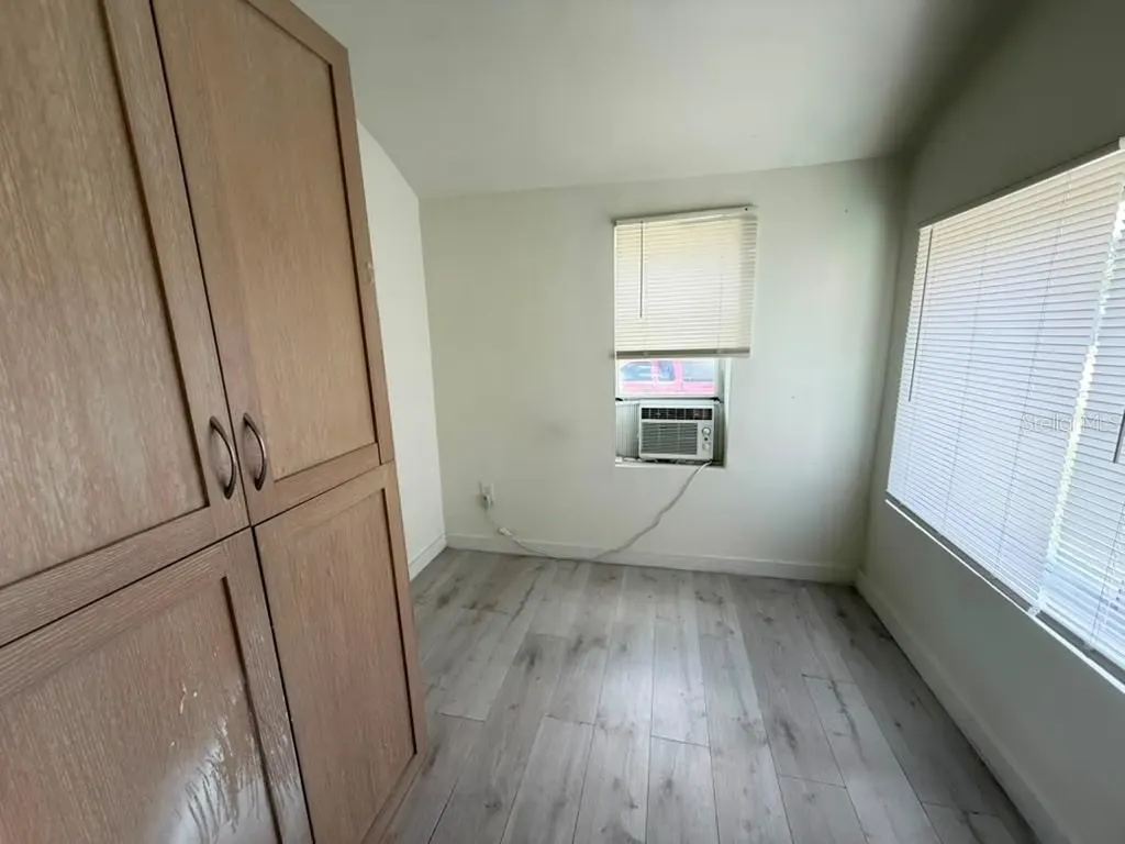 4427 Raleight Street Orlando FL 32811