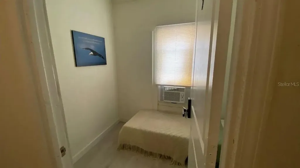 4427 Raleight Street Orlando FL 32811