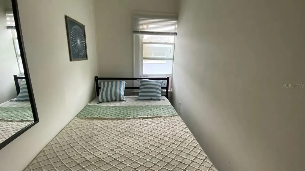 4427 Raleight Street Orlando FL 32811