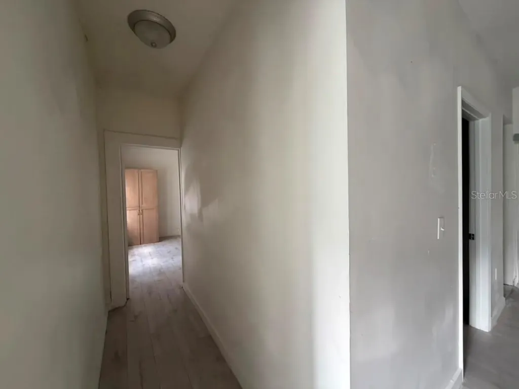 4427 Raleight Street Orlando FL 32811