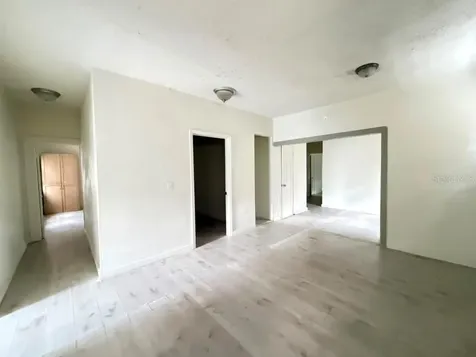 4427 Raleight Street Orlando FL 32811