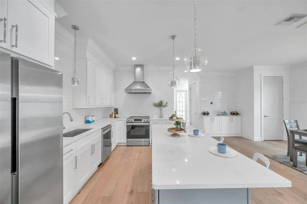 2369 Bahia Vista Street Sarasota FL 34239