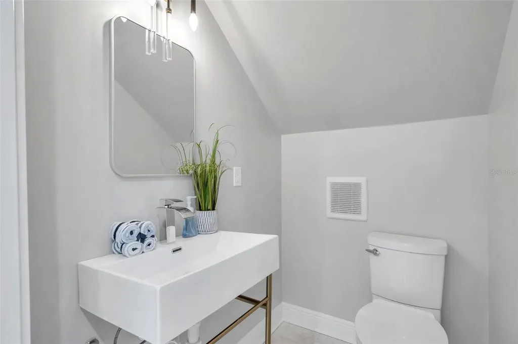 2369 Bahia Vista Street Sarasota FL 34239