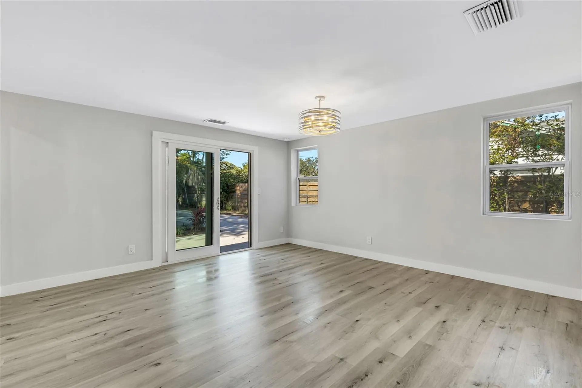 218 32nd Street W Bradenton FL 34205