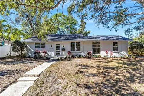 218 32nd Street W Bradenton FL 34205