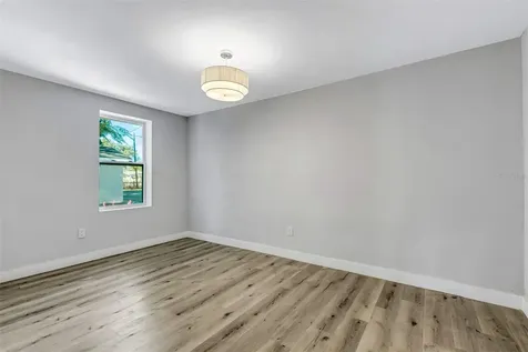 218 32nd Street W Bradenton FL 34205