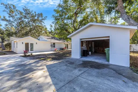 218 32nd Street W Bradenton FL 34205