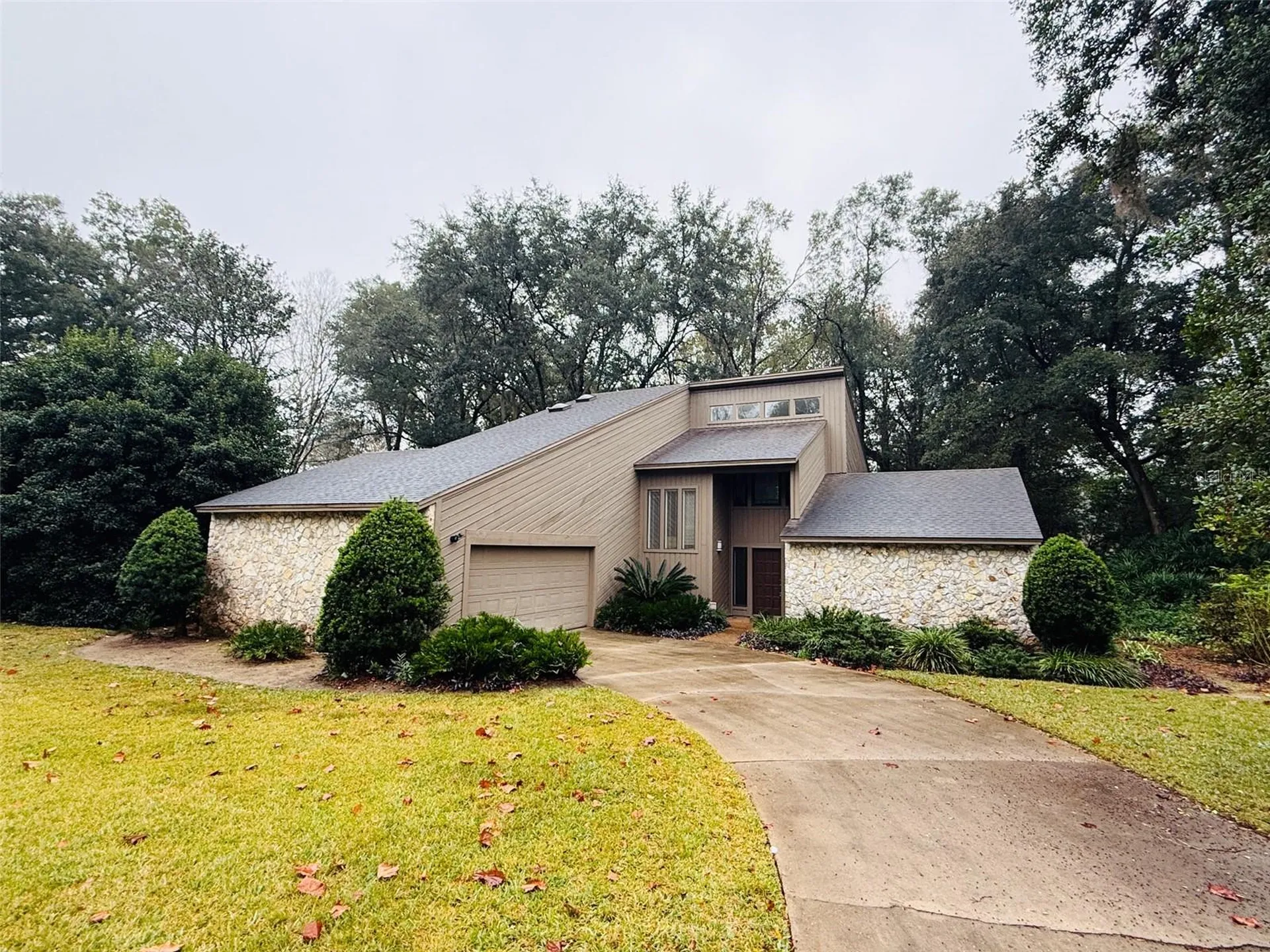 2435 NW 27th Place Gainesville FL 32605