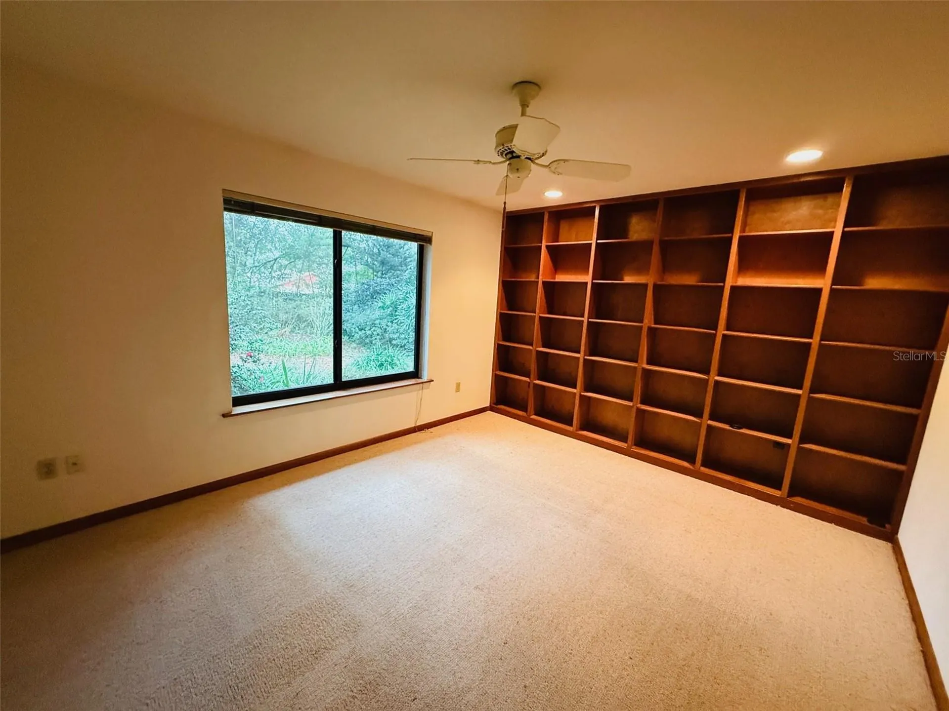 2435 NW 27th Place Gainesville FL 32605
