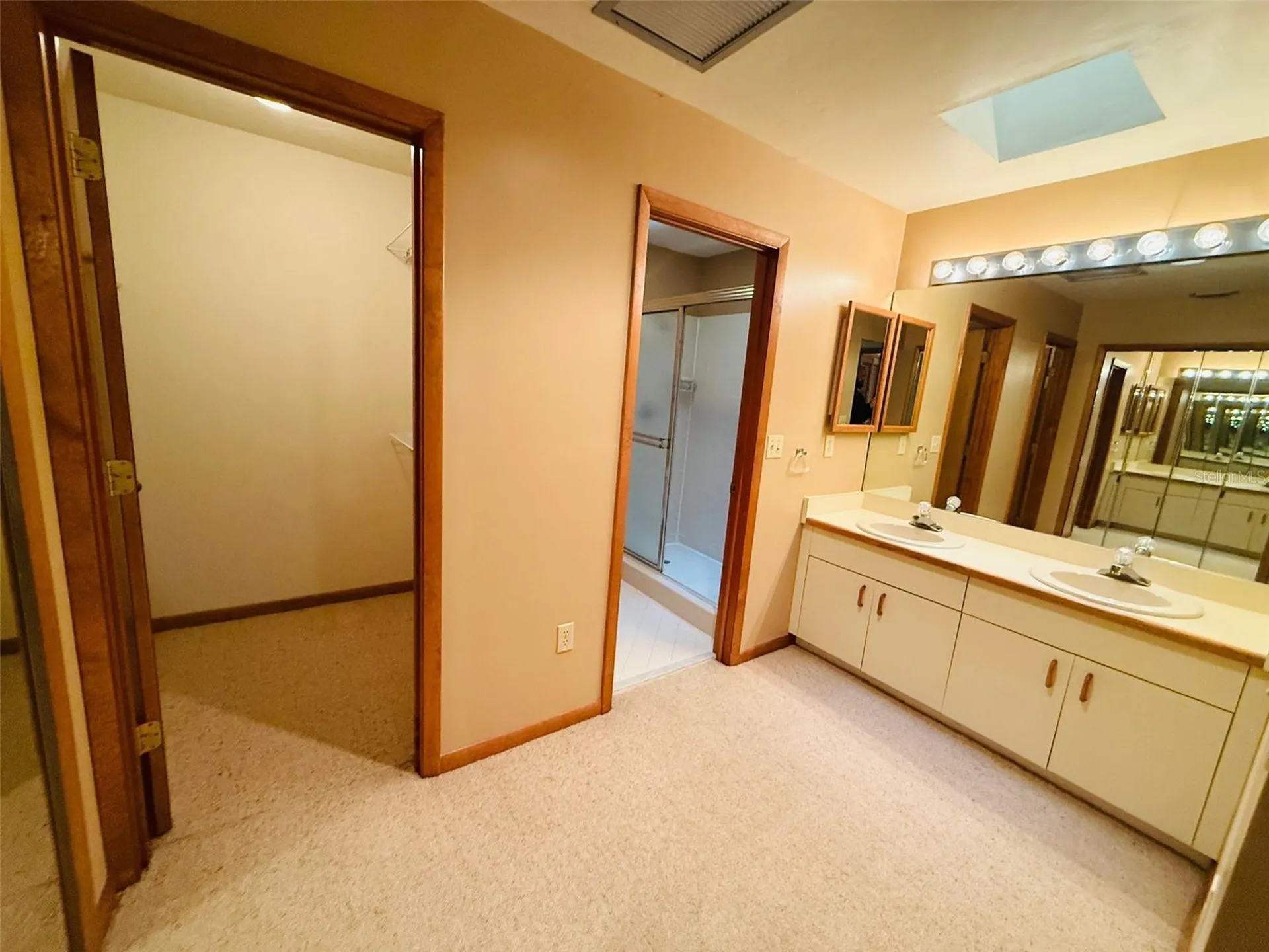 2435 NW 27th Place Gainesville FL 32605
