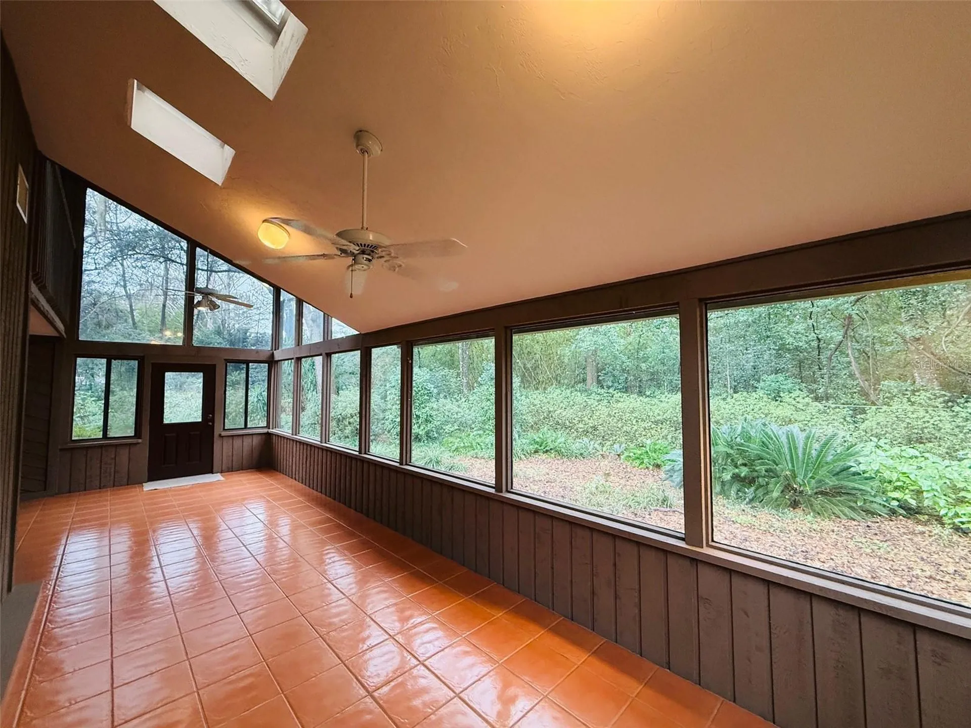 2435 NW 27th Place Gainesville FL 32605