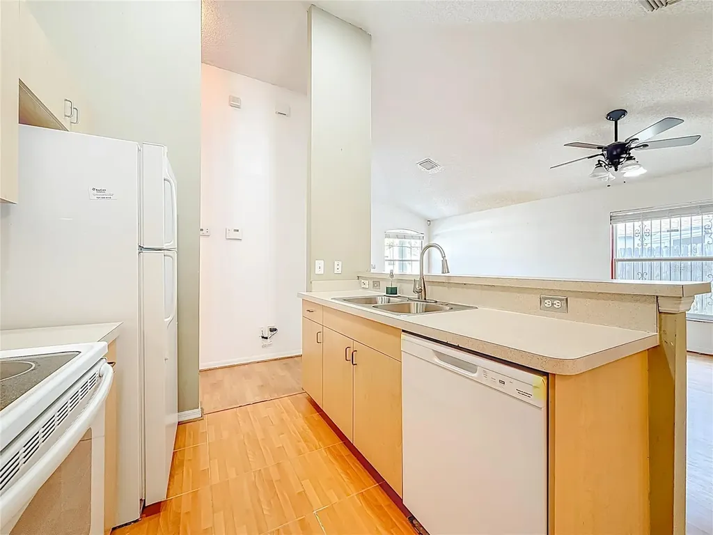 1926 29th Avenue N St Petersburg FL 33713