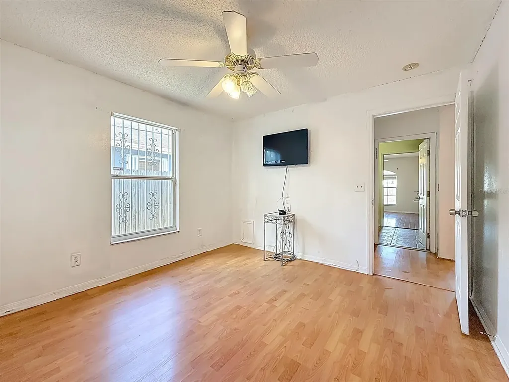 1926 29th Avenue N St Petersburg FL 33713